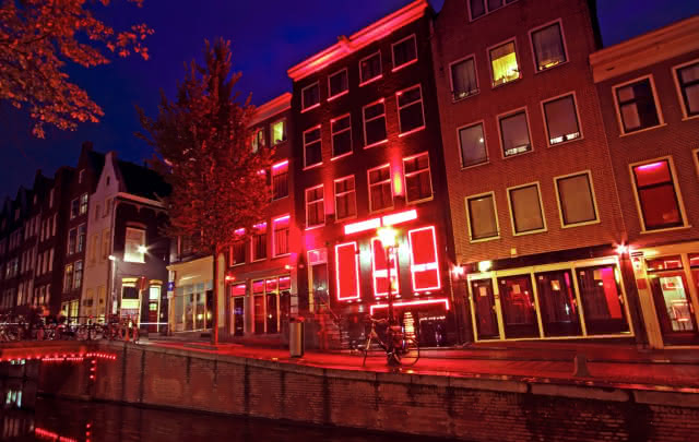 Red Lights Dark Amsterdam Free Tour | Europe
