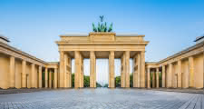 Brandenburg Gate where the berlin free tour starts
