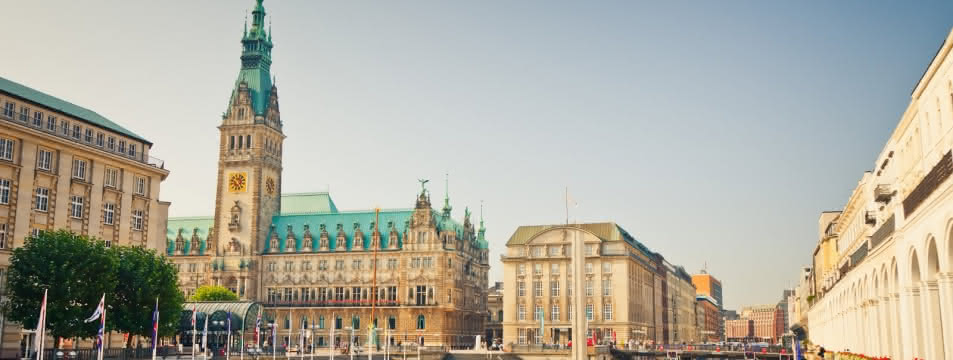 Views from the river to Hamburg's City Hall