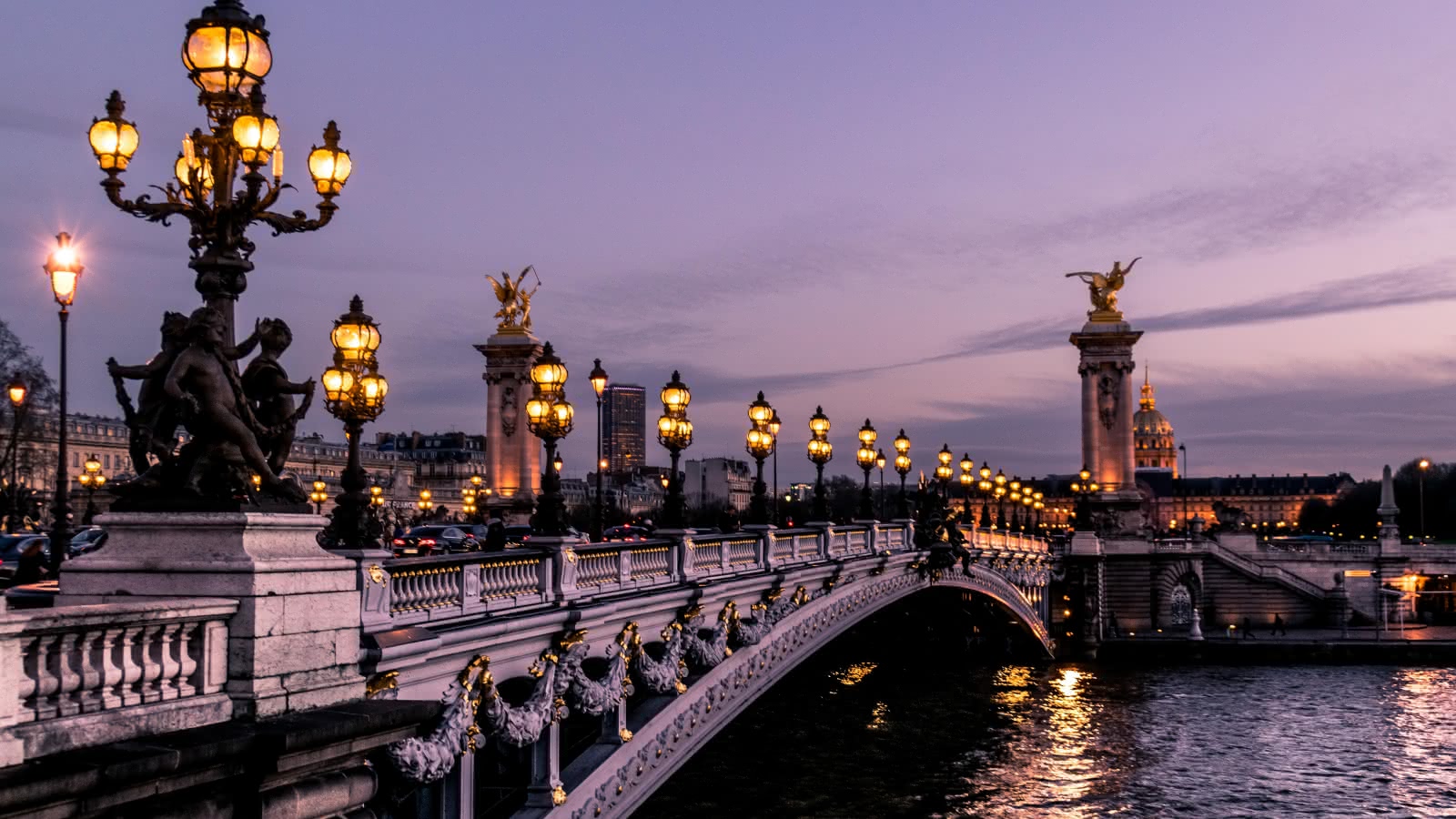 Paris City of Lights Tour | SANDEMANs NEW Europe