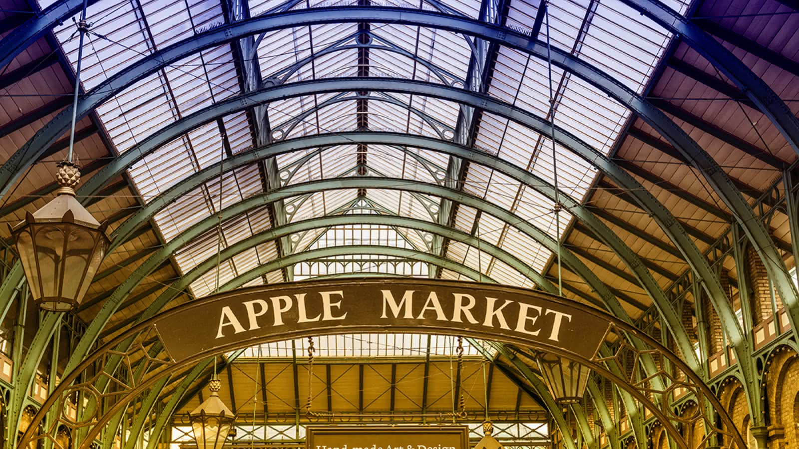 London Apple Market