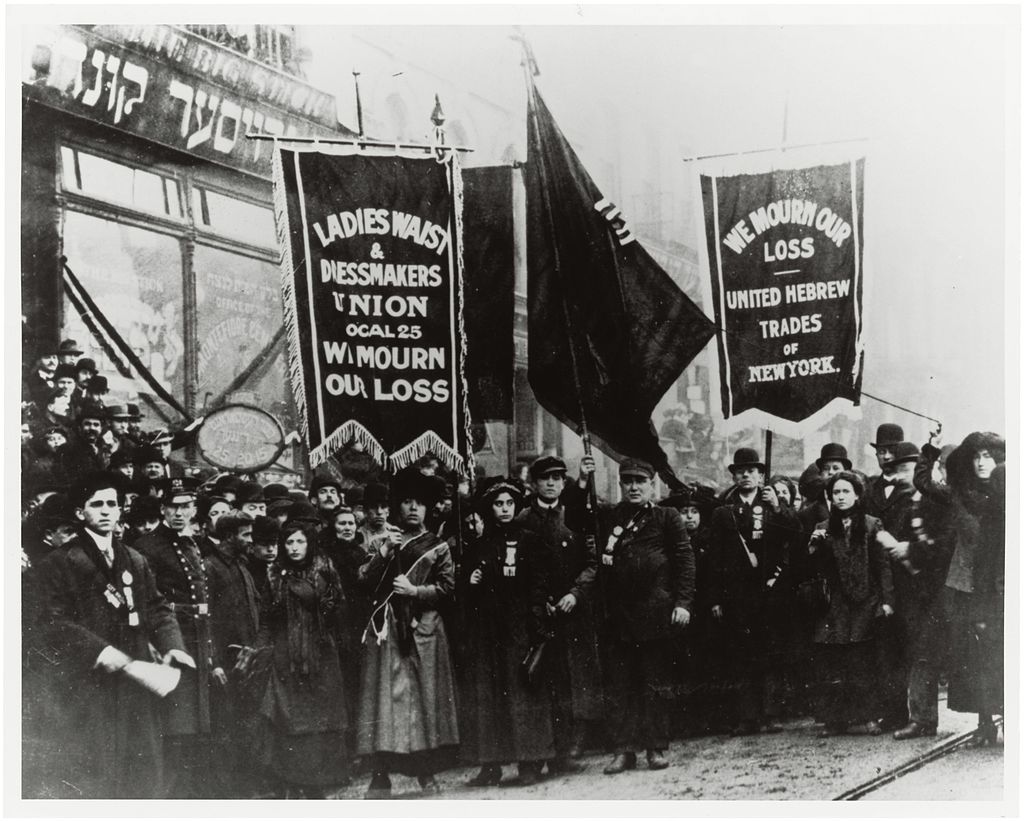 Demonstration_of_Protest_and_Mourning_for_Triangle_Shirtwaist_Factory_Fire_of_March_25,_1911